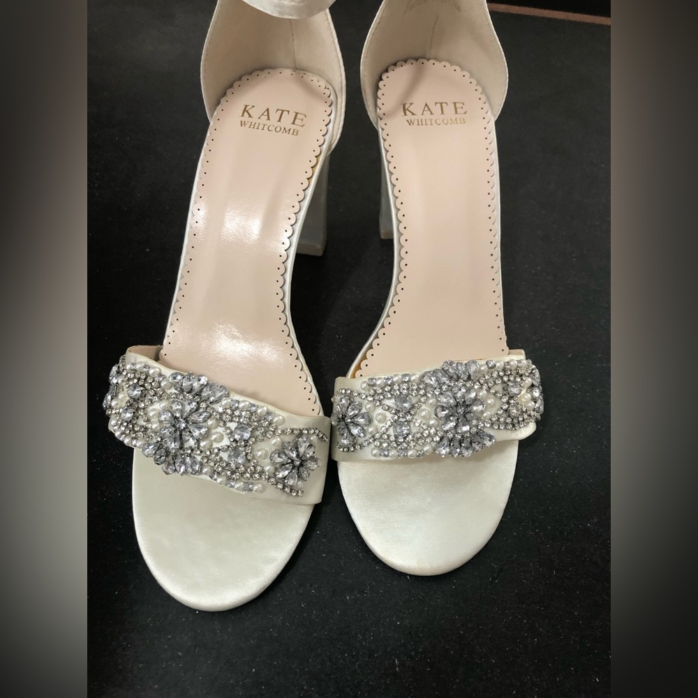 Kate Whitcomb - Lucy Ivory - Bridal/Wedding Block Heels - New w/ Box - Size 7.5